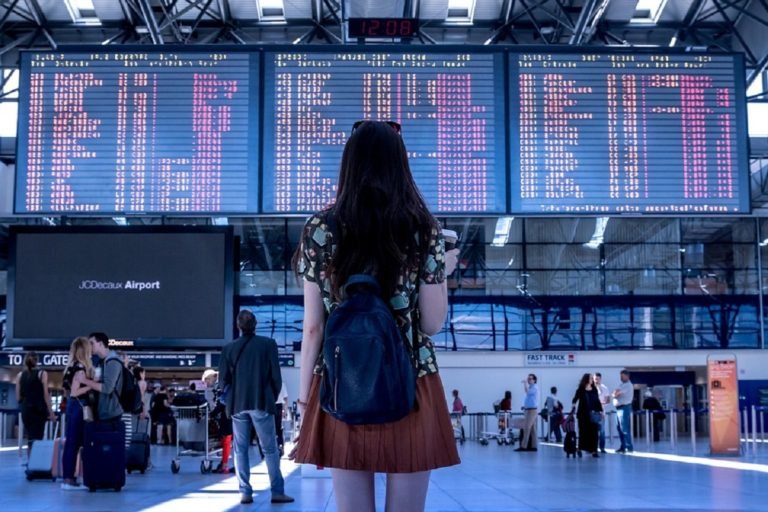 6 Rules of Basic Air Travel Decorum