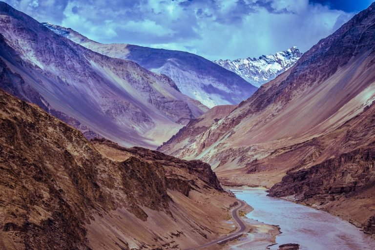 Article 370 in Kashmir – Why is it relevant, and what exactly happened?