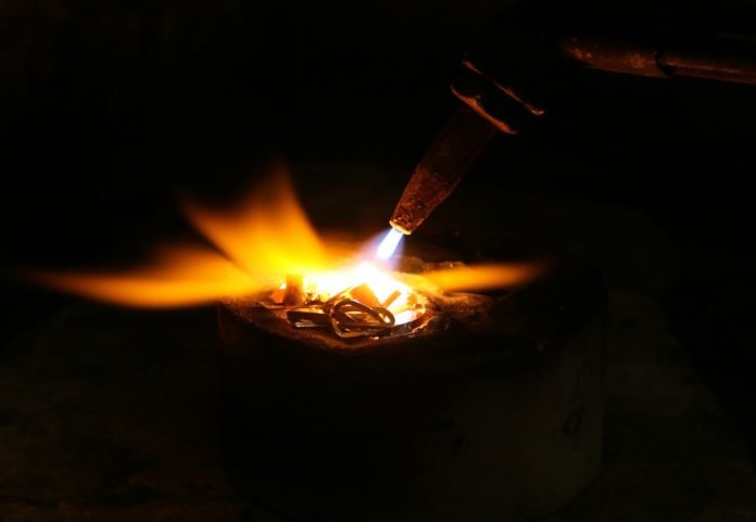 Wet welding