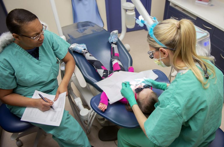 The Important Benefits of Seeing a Pediatric Dentist