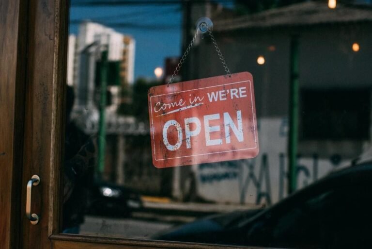 Helping Your Small Business Thrive in the Digital Age