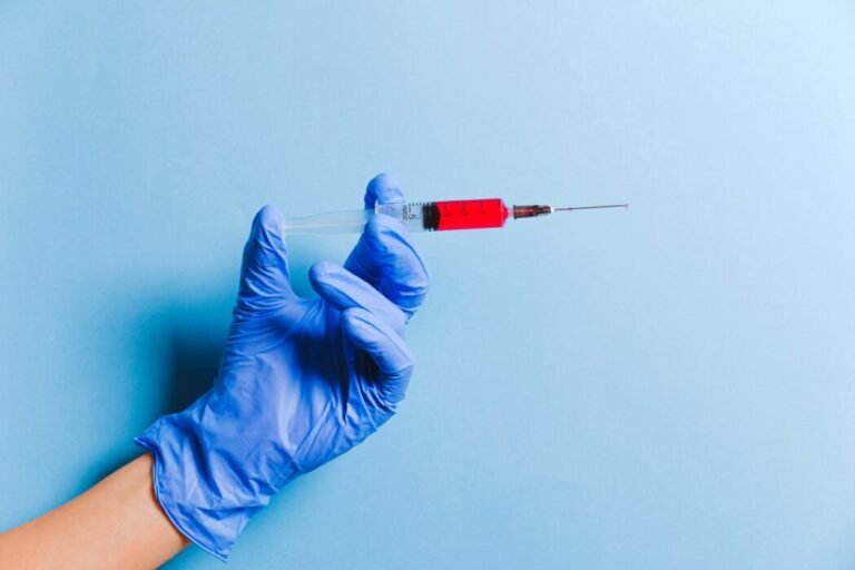 WHAT ARE THE DIFFERENT TYPES OF SYRINGES THAT ARE USED TODAY?