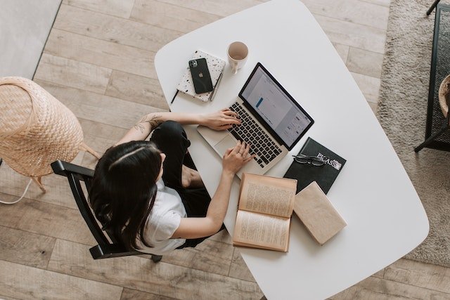 3 Essential Tips for Paying Off Student Loans