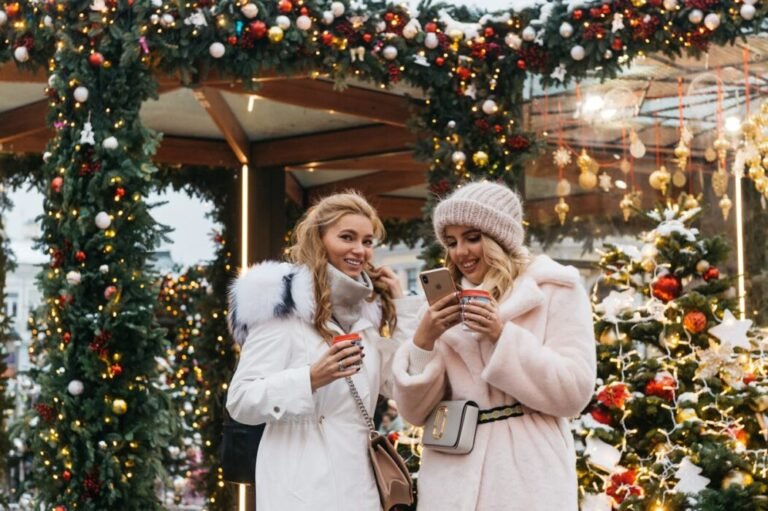Ideas for Christmas Outfits for the Whole Family: Festive and Fun Looks